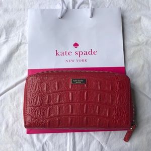 Kate Spade Rialto Place Red Wallet